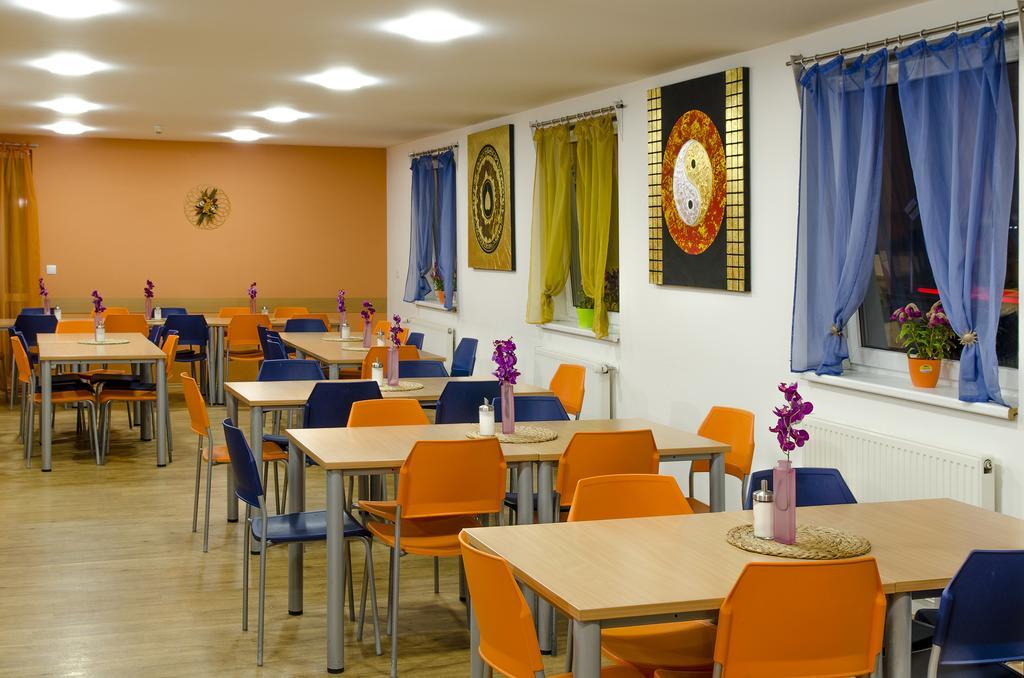 Hotel Imos Prague Extérieur photo