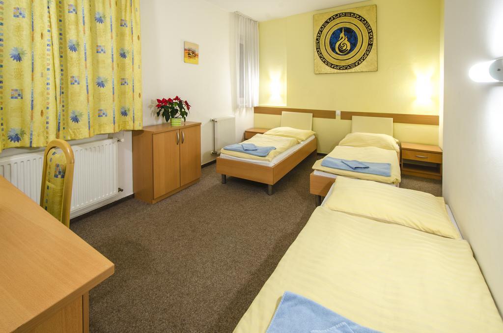 Hotel Imos Prague Extérieur photo