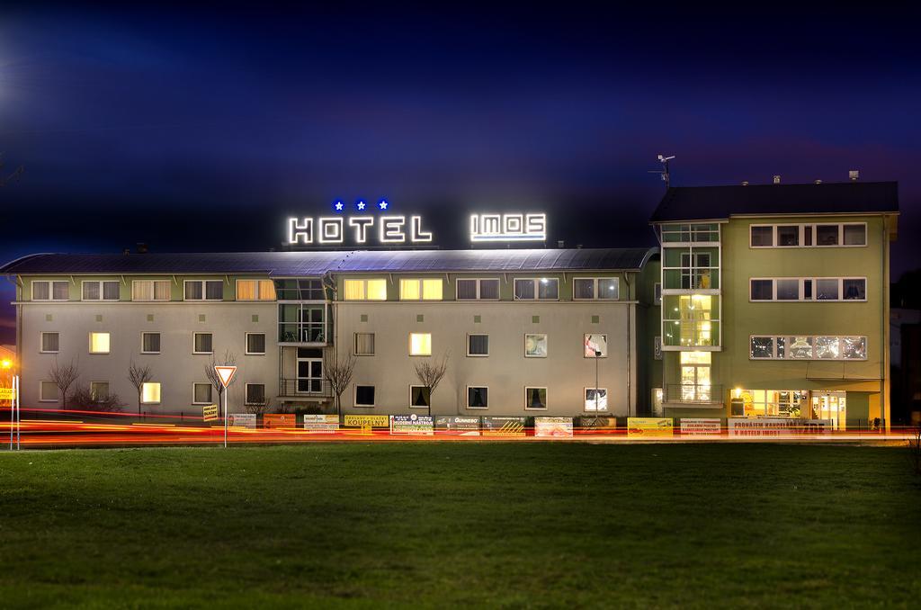 Hotel Imos Prague Extérieur photo